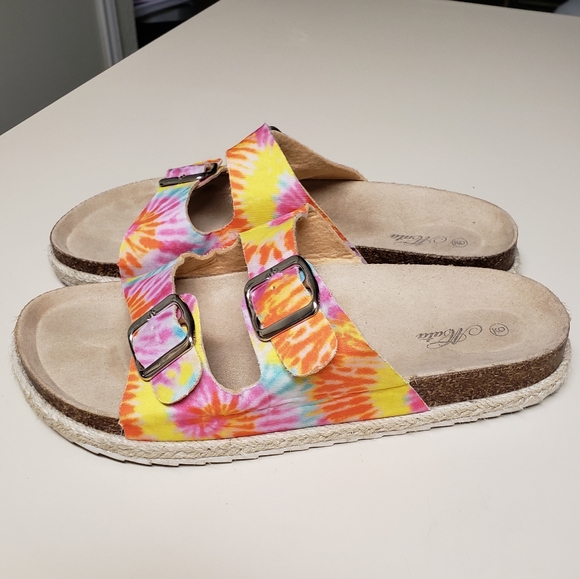 Mata slides size 9 - Picture 3 of 7